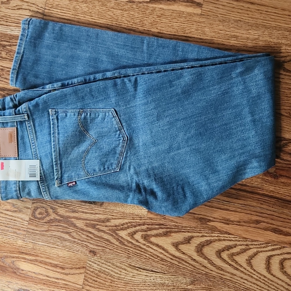 Levi's High Rise Skinny Jeans  Women's  Jeans Distressed NWT 13M/31